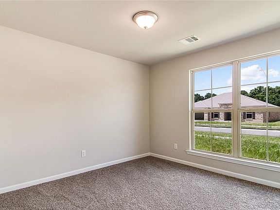 4th image of 8135 Kinslee Ln