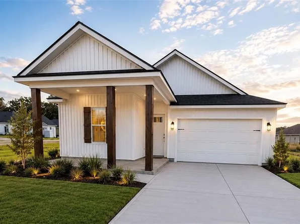 48228 Grassland St, Robert, LA 70455