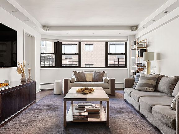 2nd image of 120 E 81st St APT 6F