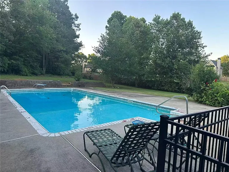 7070 Derby Ct — Photo 21
