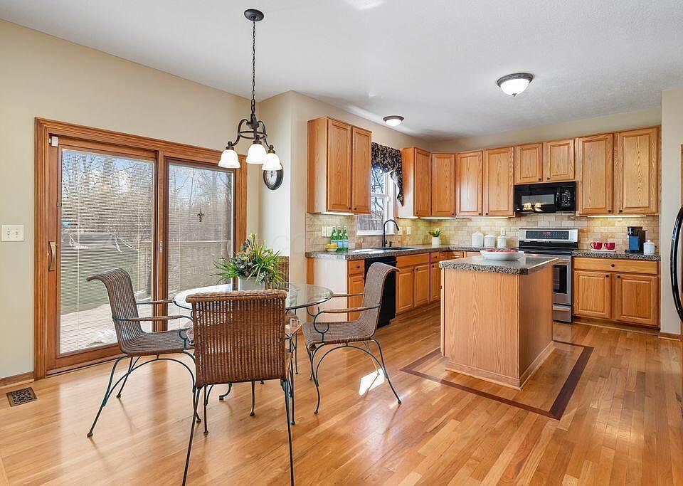1st image of 8145 Reynoldswood Dr