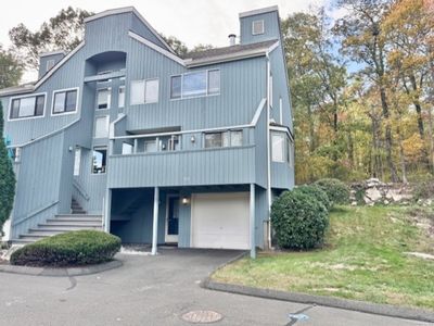 302 Pheasant Glen #302, Shelton, CT, 06484