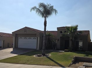 1600 Abrazo St, Bakersfield, CA 93306