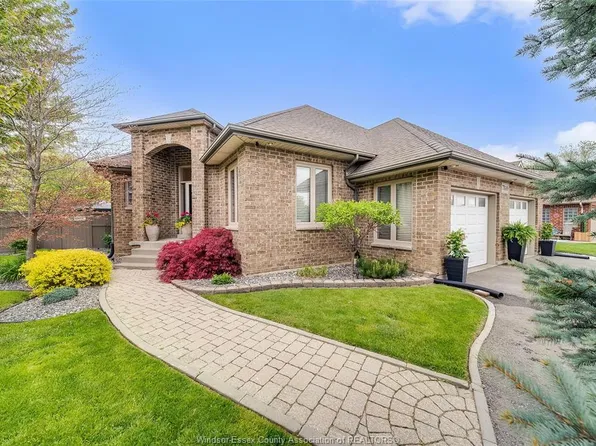 7840 Stella Cres, Windsor, ON N8T 3R8