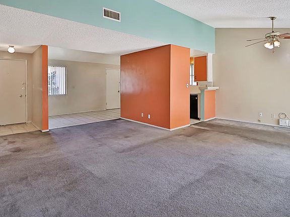 4th image of 233 Almon Dr