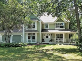4499 Chateau West Dr, Hudsonville, MI 49426