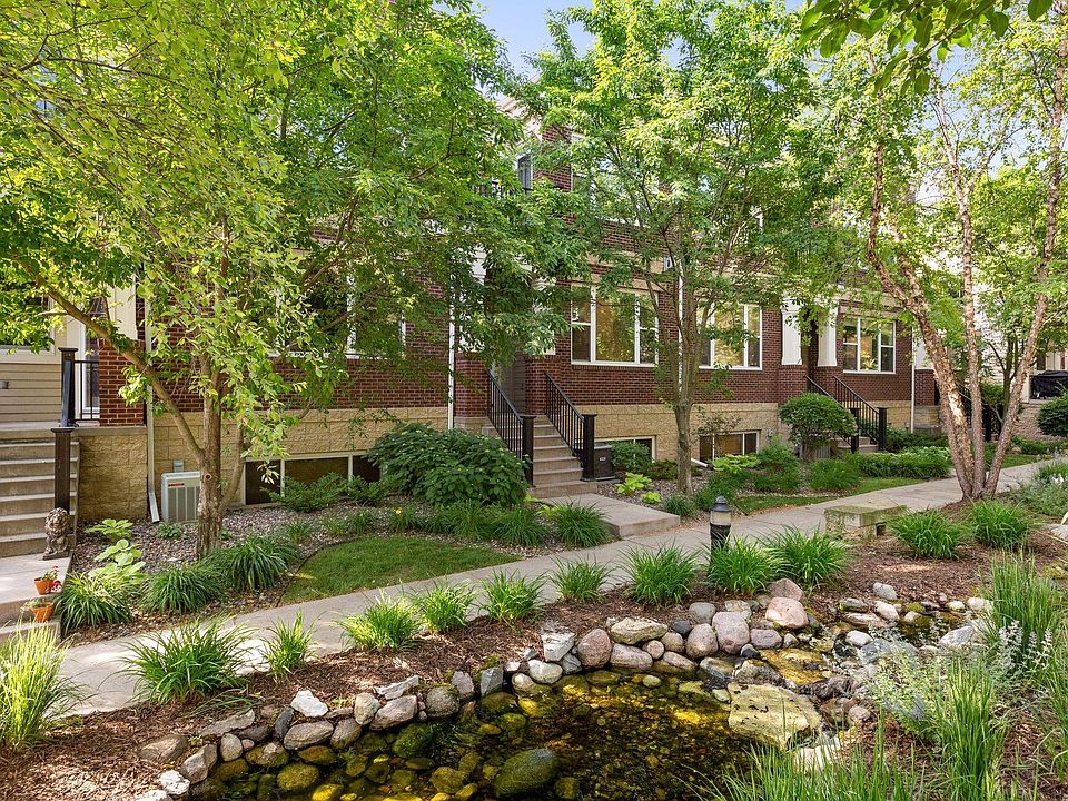 1st image of 33 4th Ave N APT 102