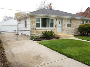 3319 S Dayfield Ave, Milwaukee, WI 53207