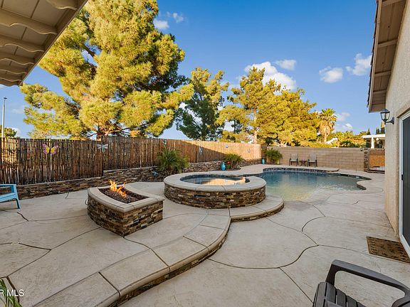 3rd image of 4007 Cocina Ln