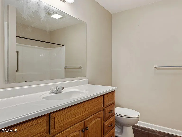 1026 Carmen Dr — Photo 23