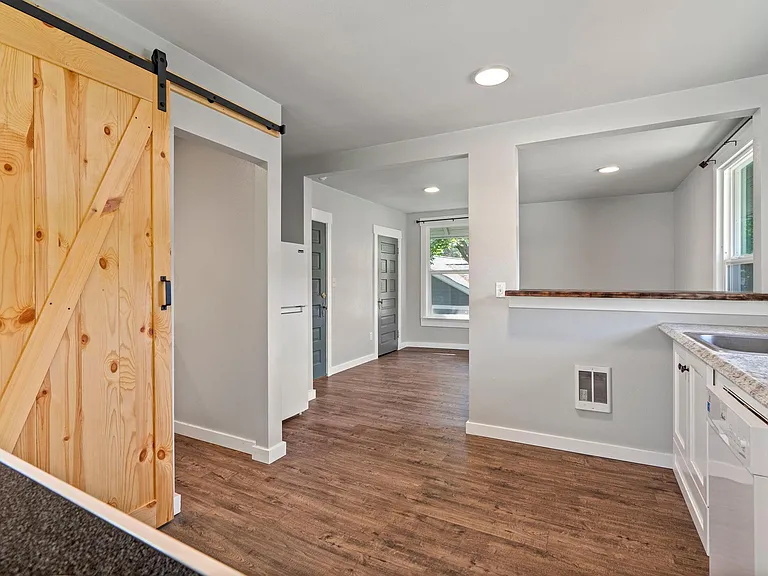 1707 W 8th Ave #2 — Photo 10