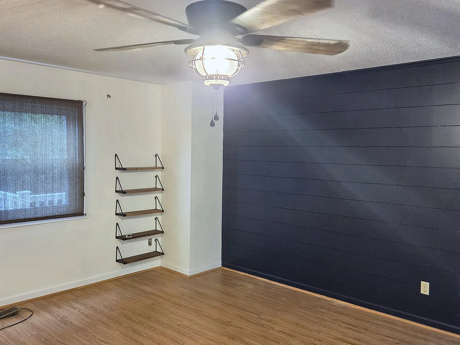 4 bed, 2474 sqft, $2,400 — Photo 1