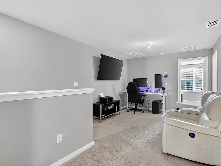 1721 Lindley St — Photo 17