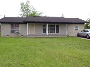 302 E Ashley St, Atmore, AL 36502