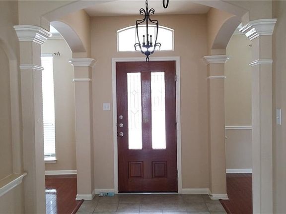 4th image of 3812 Concord Dr