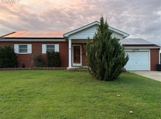 1391 Brushey Grove Ave, Wood River, IL 62095