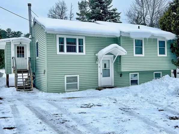 36 Payeville Ln, Saranac Lake, NY 12983