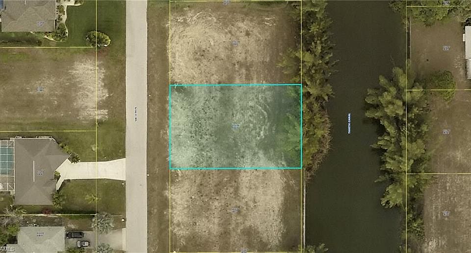 2nd image of 3025 SW 11th Pl