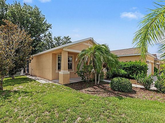 3rd image of 11432 LAUREL BROOK COURT