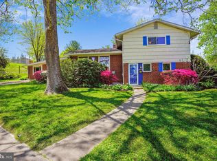 10920 Bangor Pl, Kensington, MD 20895