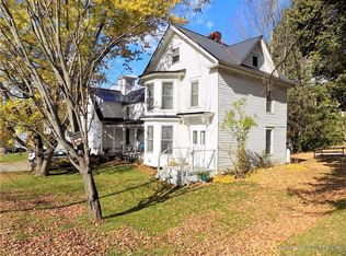 20 Maple St, Dexter, ME 04930