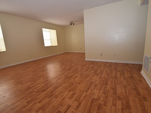 4th image of 9226 Tudor Dr APT 201
