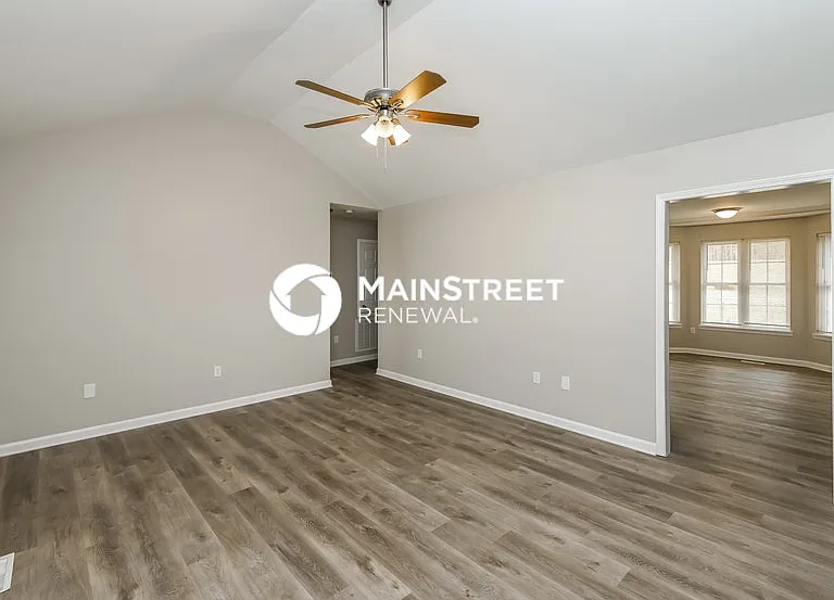 1221 Moss Acres Ct — Photo 4
