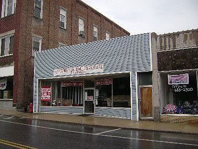 1st image of 105 Montcalm St