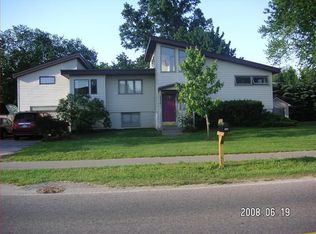 268 Riley St, Holland, MI 49424