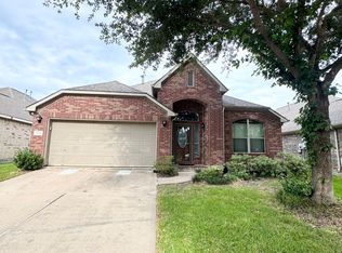 11931 Green Colling Park Dr, Houston, TX 77047
