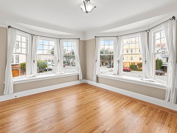 2nd image of 1701 Beach St APT 102