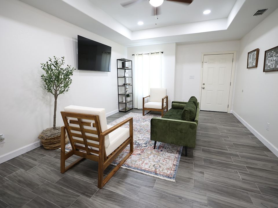 1st image of 2207 Dennis Ave #1
