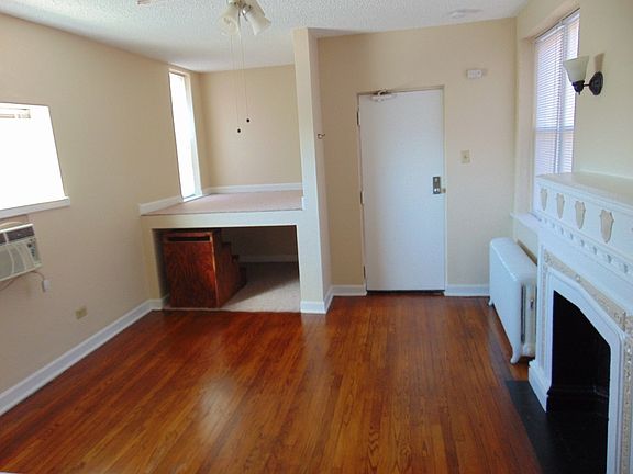 2nd image of 421 S Oak Park Ave APT F2