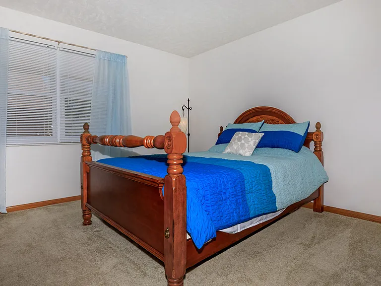 Sassafras Hill Apartments — Photo 30