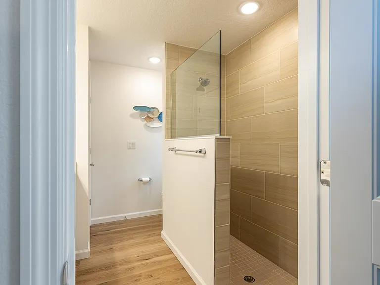 43 Freeland Ln — Photo 19