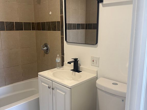4th image of 7220 S Wentworth Ave #3N