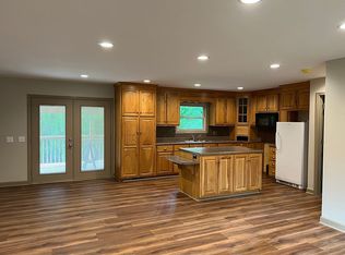 260 Lanahan Ln, Ferrum, VA 24088