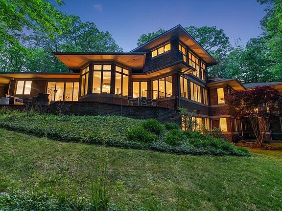 3rd image of 4166 Mystic Oak Ct NE