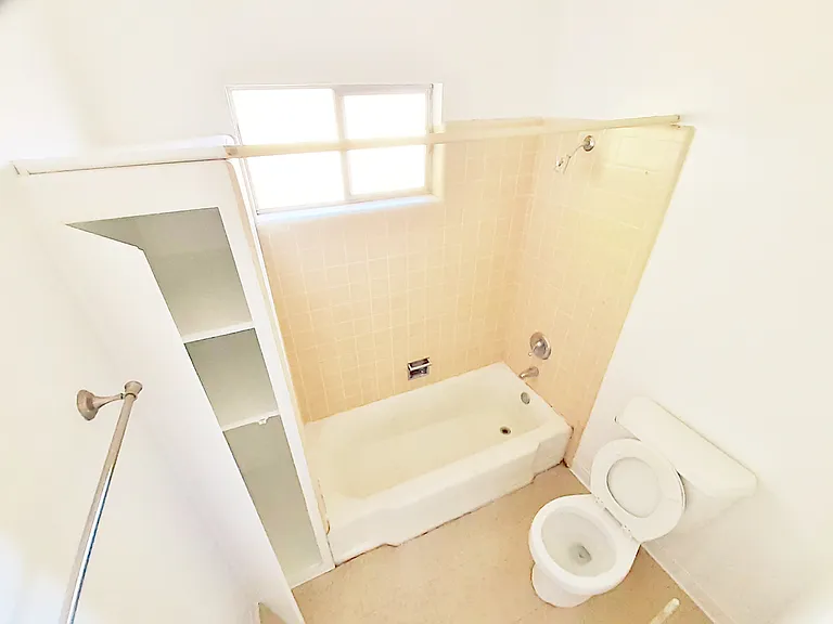 1514 Penmar Ave #C — Photo 6