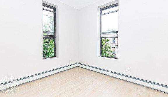 5th image of 654 Putnam Ave #5C