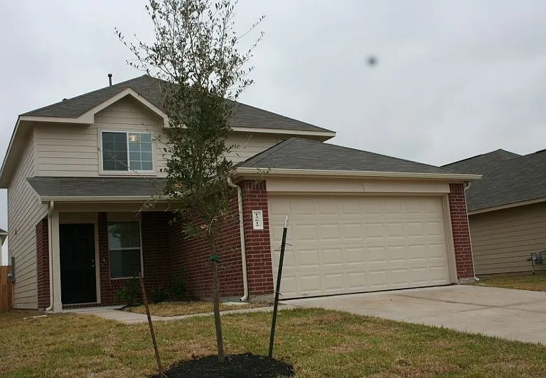 12615 Wild Columbine Rd — Photo 1