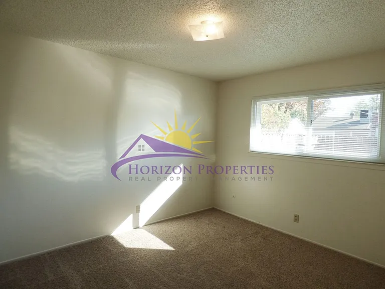 1430-1432 Topaz Way — Photo 18