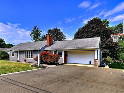 11 Arden Road, Trumbull, CT, 06611