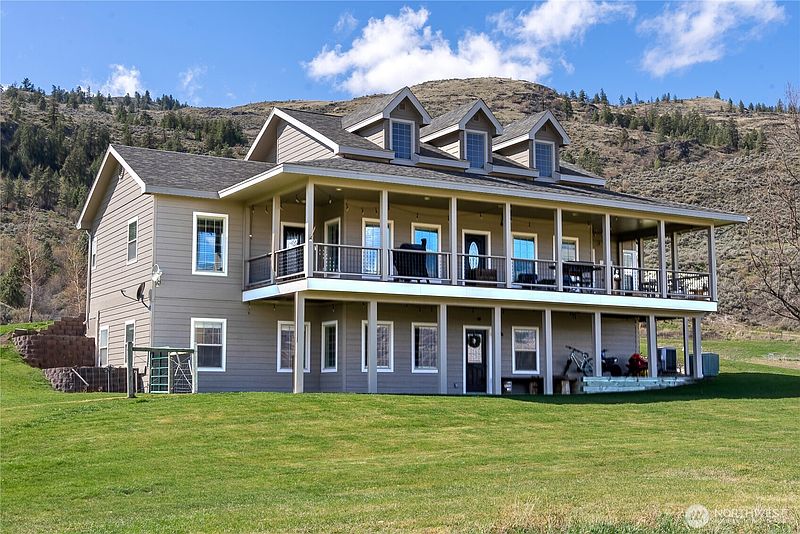 2nd image of 31 Rooster Flats