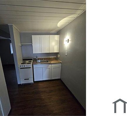 1st image of 1467 E Mound St #9