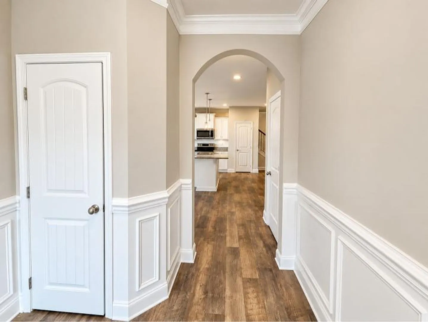 Get ready to fall in lovethis sleek, modern beauty in West Creek Farms is bringing the wow factor... — Photo 2