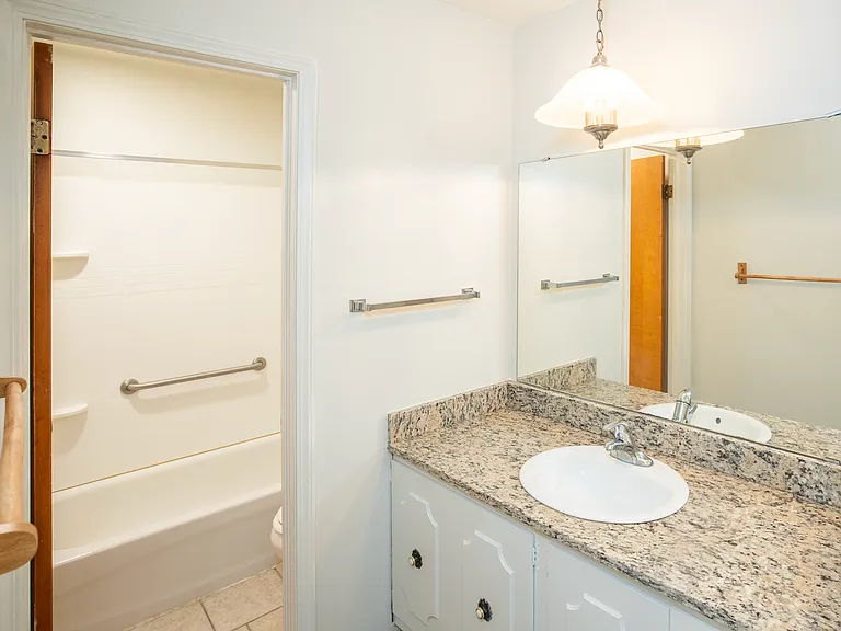 3307 Columbus Ave #108 — Photo 3