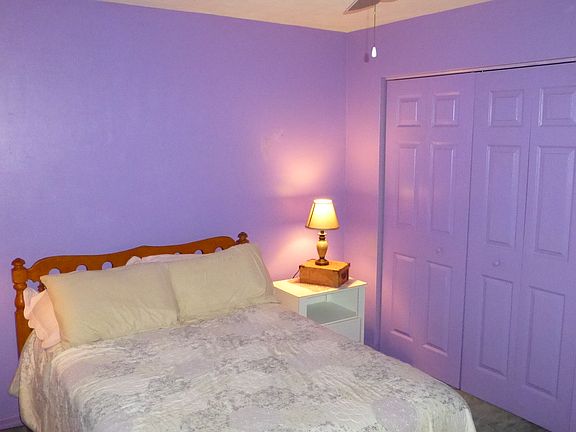 5th image of 2635 Carolyn St