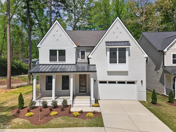 2806 Pathway Dr, Chapel Hill, NC 27516