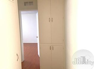 1933 Pelham Ave #6, Los Angeles, CA 90025